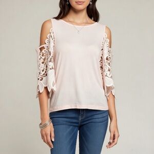 NWOT Cable & Gauge Cold Shoulder Top Sz Large